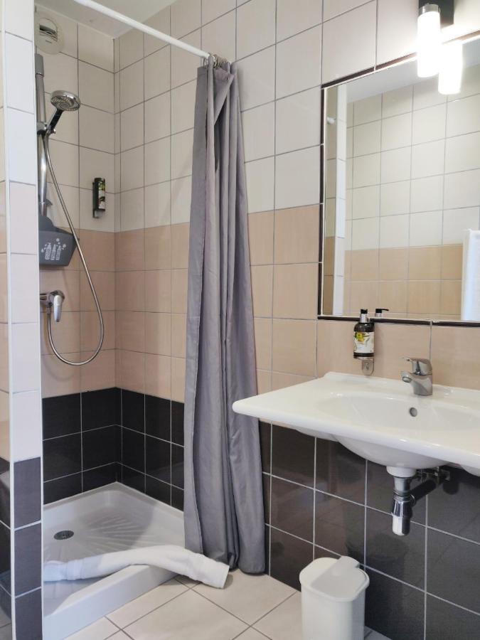Logis Hotel Le Richelieu - Royan Atlantique Saujon Eksteriør billede
